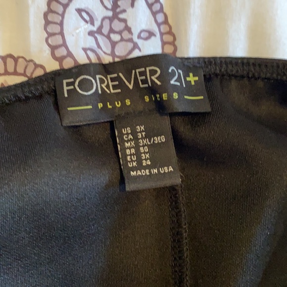 Dress - Picture 5 of 5